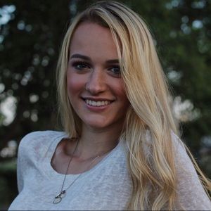 Meet your Posher, Jillian